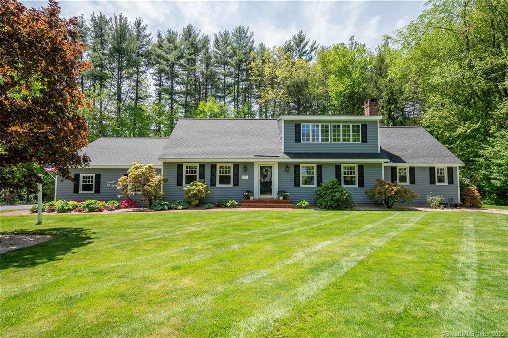 11 Westborough Drive - Photo 1