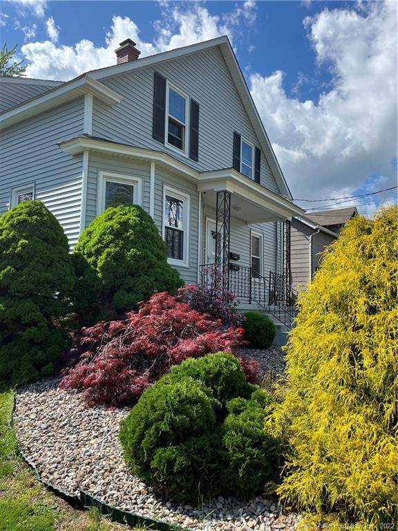 105 Ashland Avenue - Photo 1