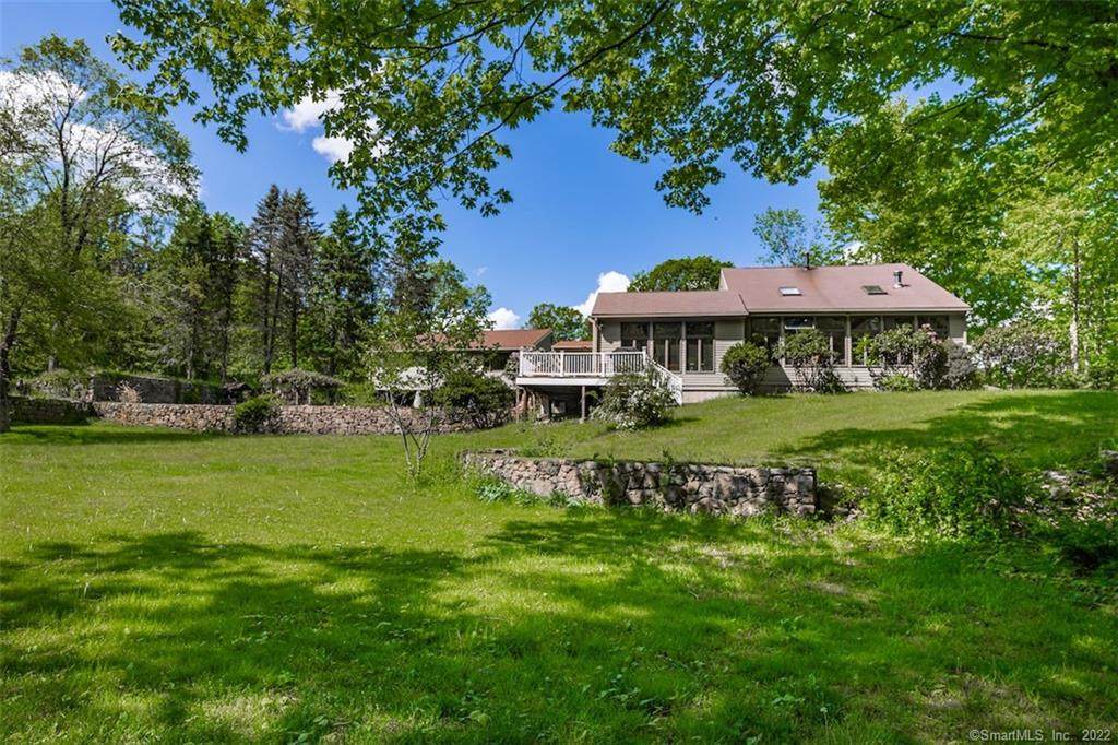 425 Jinny Hill Road - Photo 1