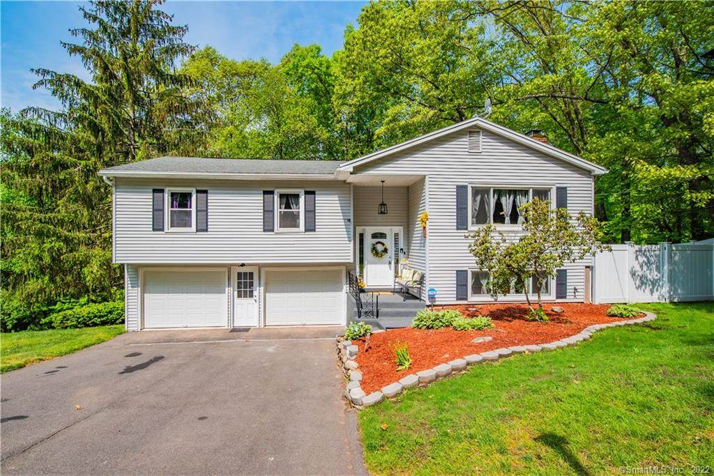 131 Meadowlark Road - Photo 1