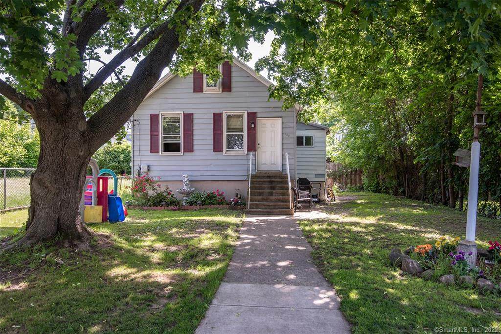 124 Shelley Street - Photo 1