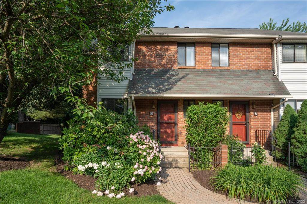 10 Kingsley Court - Photo 1