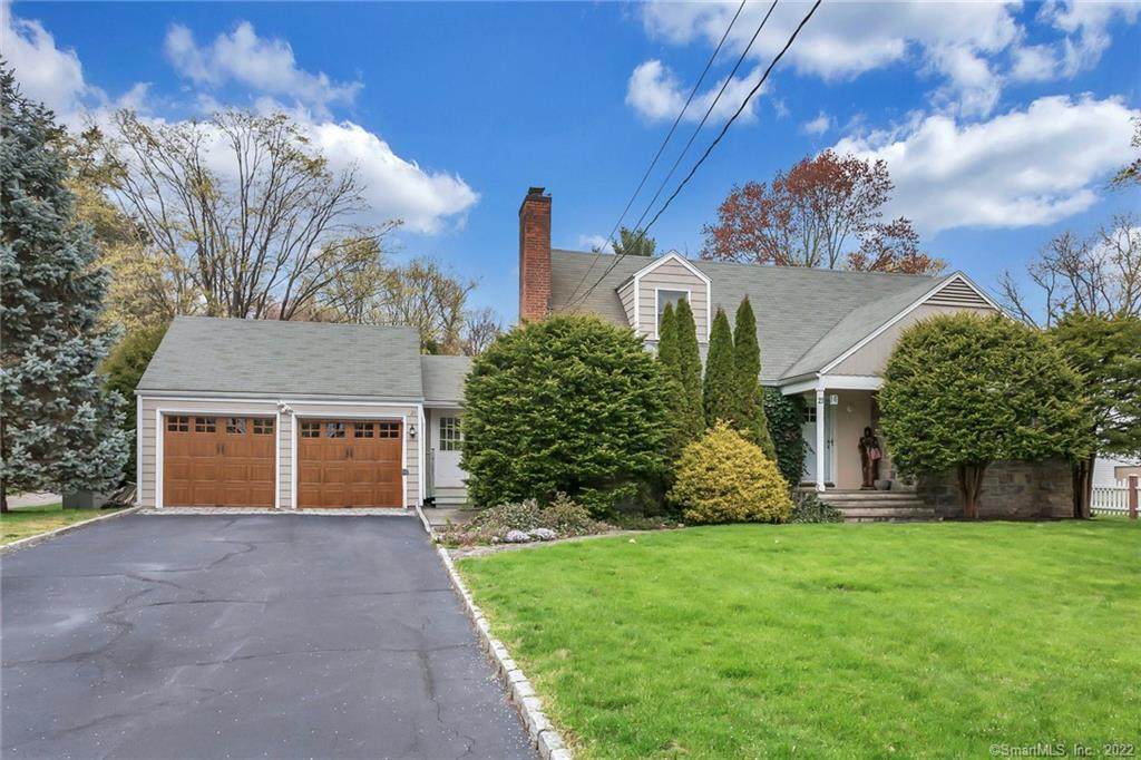 21 Terrace Avenue - Photo 1