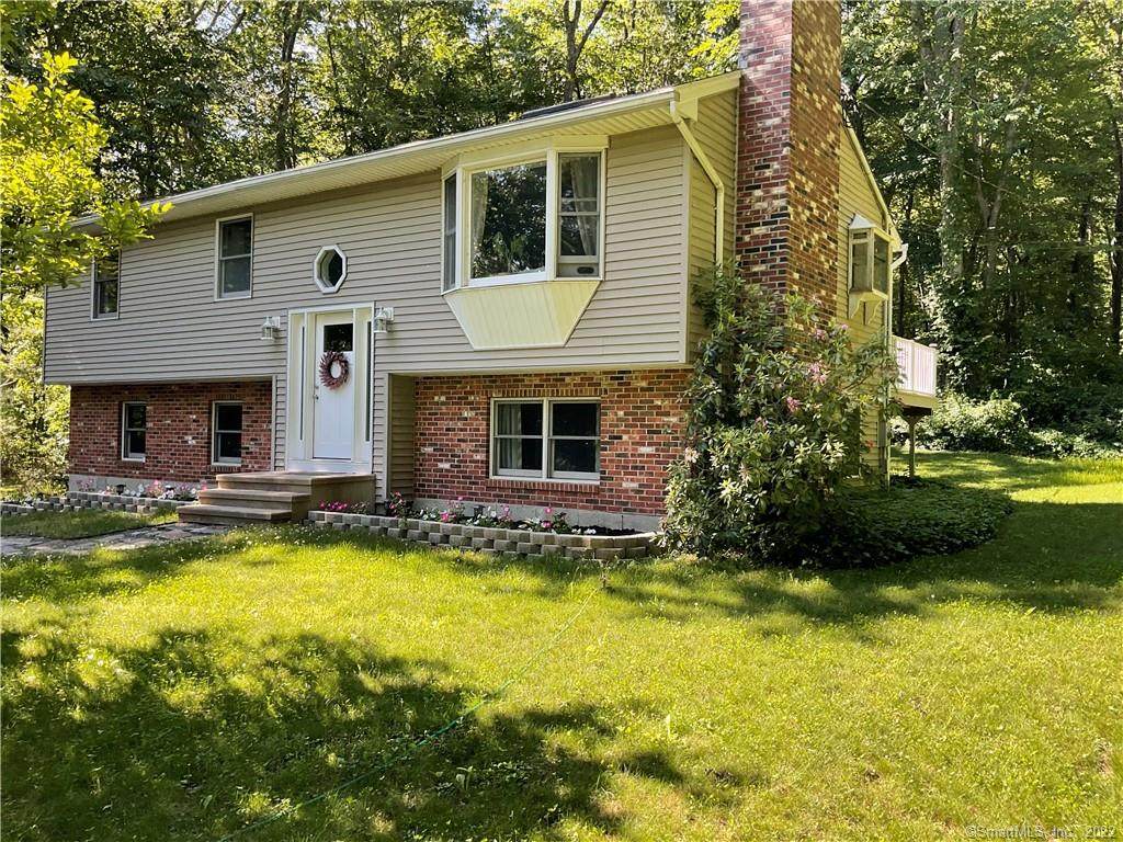 72 Mott Lane - Photo 1
