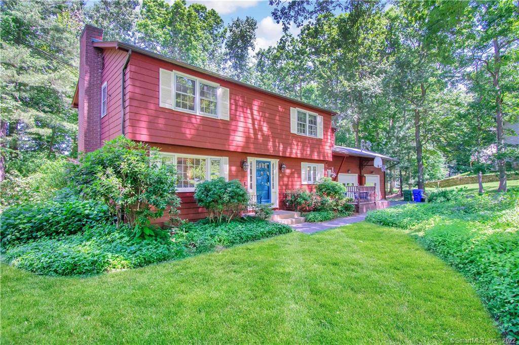 21 Briarwood Drive - Photo 1