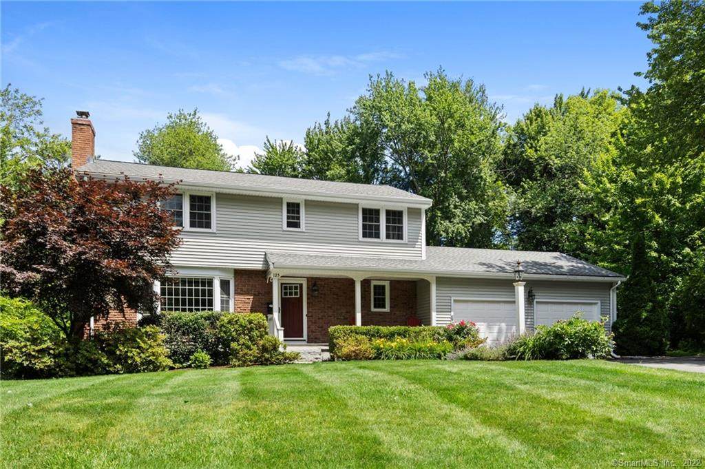 125 Valley View Drive - Photo 1
