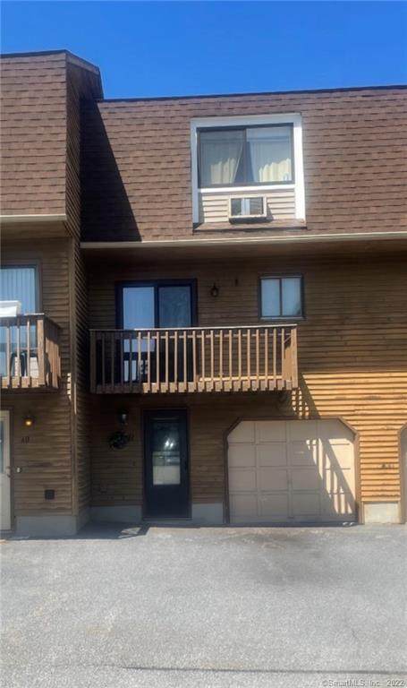 895 Matthews Street - Photo 1