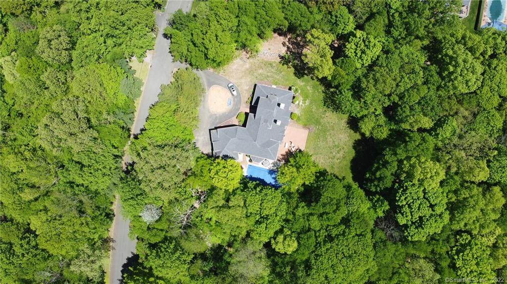 28 Jamestown Road - Photo 1