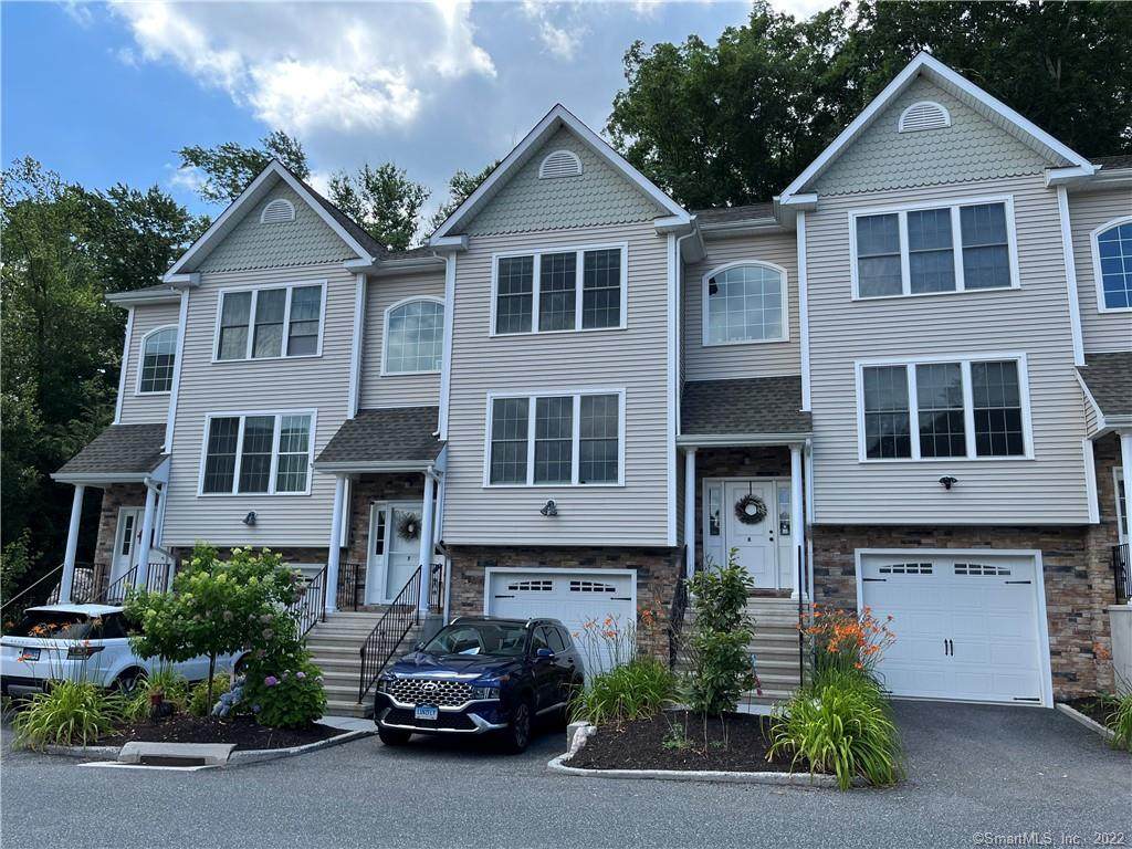 7 Oak Branch Drive - Photo 1