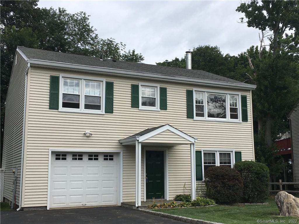 8 Bucciarelli Lane - Photo 1