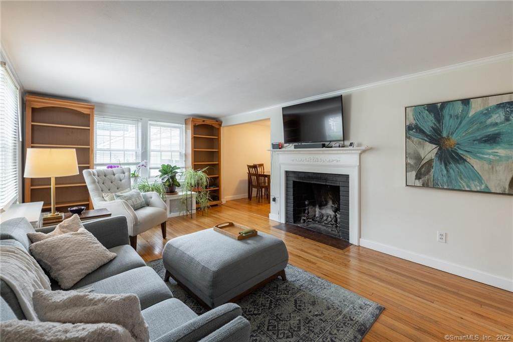 12 Iroquois Road - Photo 1
