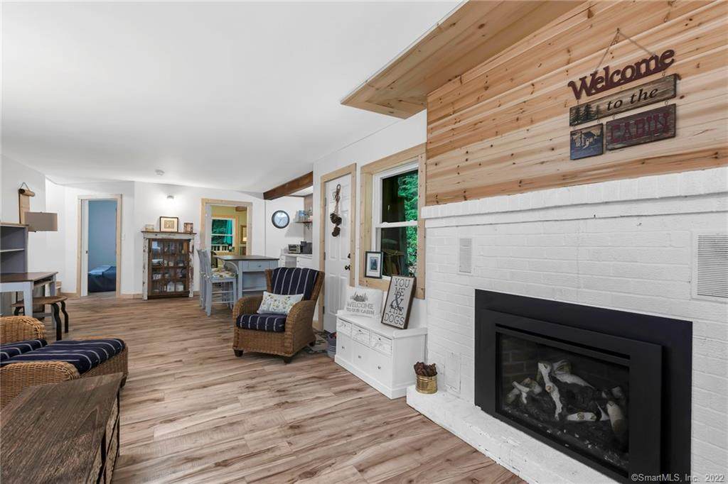 4 Cedar Lane - Photo 1
