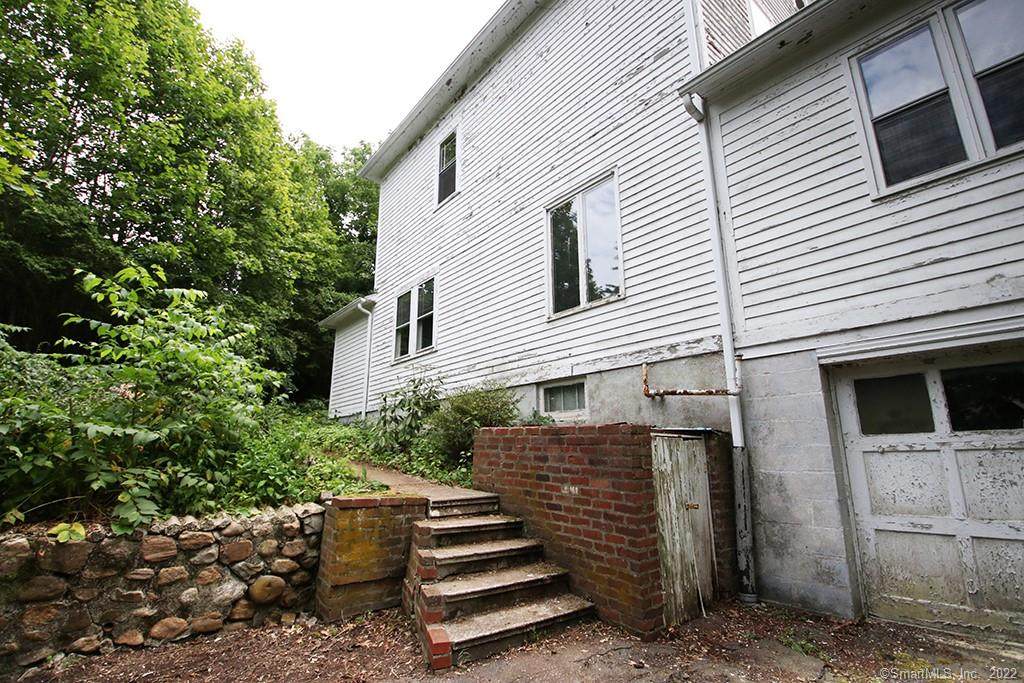 27 Paugassett Road - Photo 1