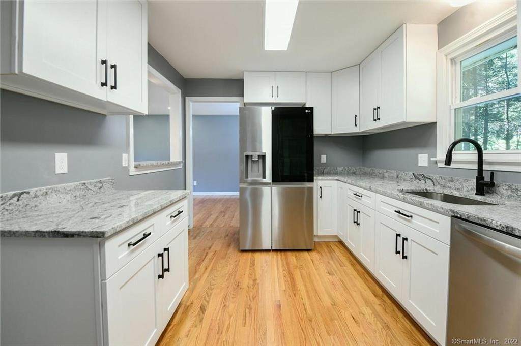 17 Stillbrook Road - Photo 1