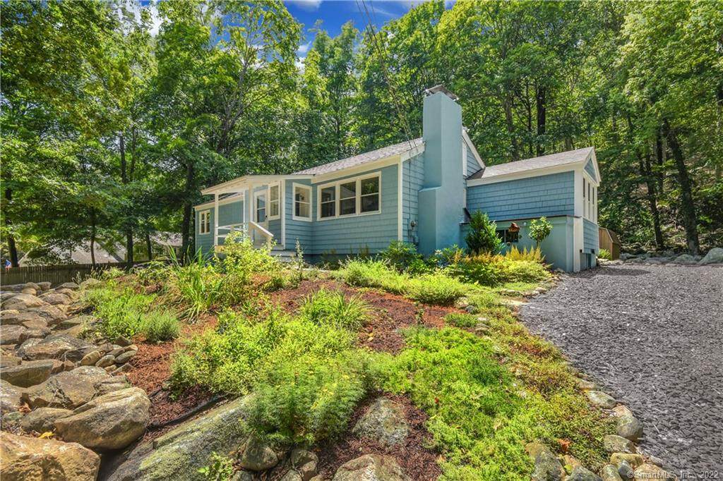 562 Branchville Road - Photo 1