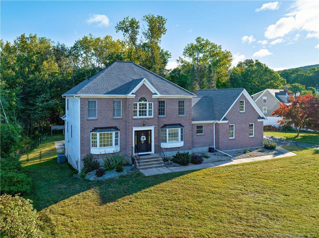 45 Pheasant Run - Photo 1
