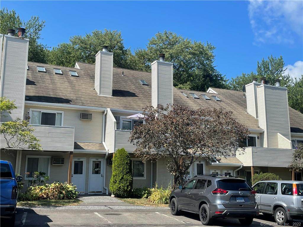 136 Pembroke Road - Photo 1