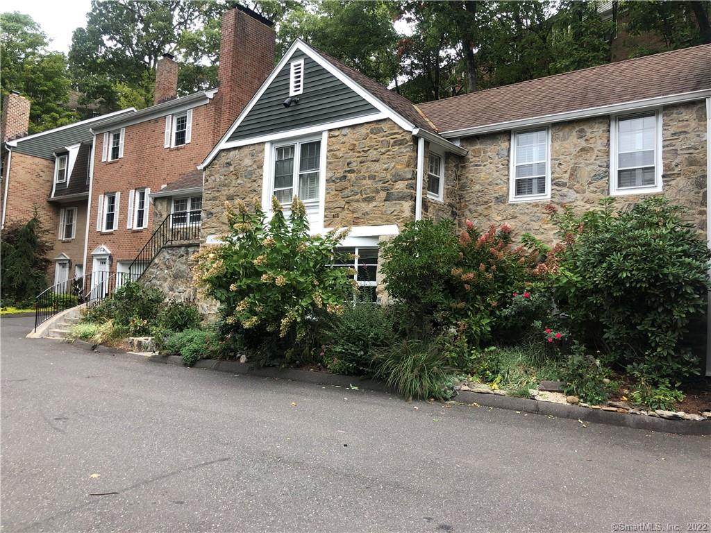 3 Valley View Road - Photo 1