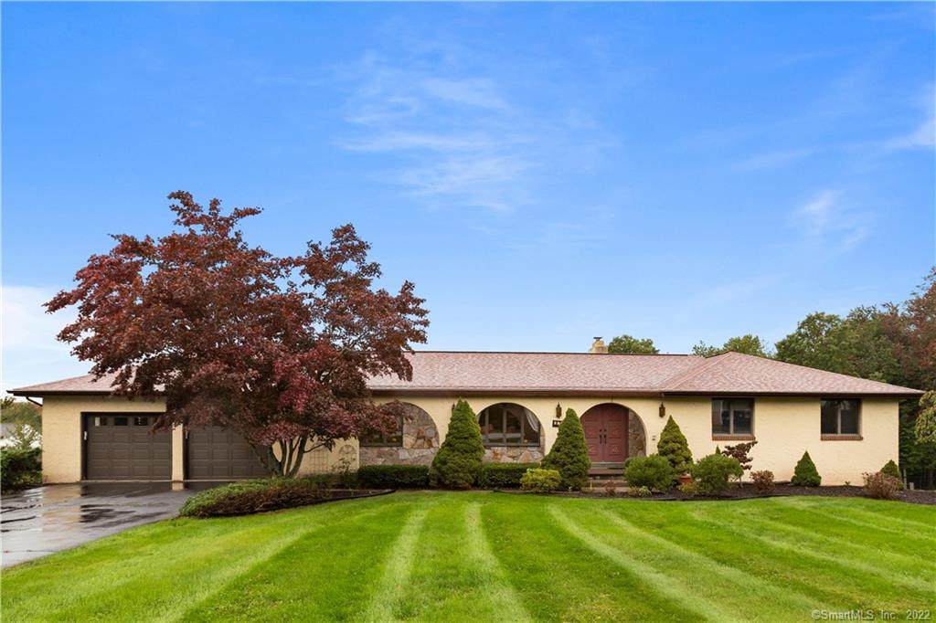 97 Hicksville Road - Photo 1