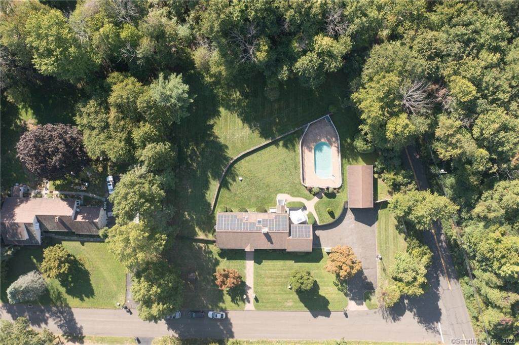 15 Barclay Drive - Photo 1