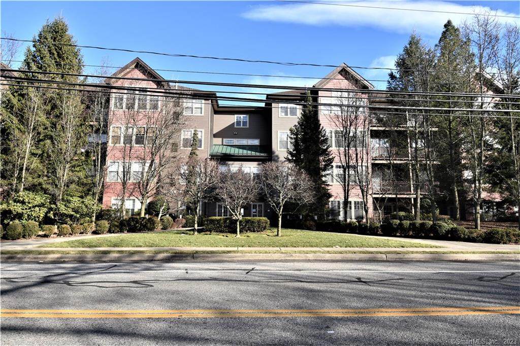 100 Richards Avenue - Photo 1