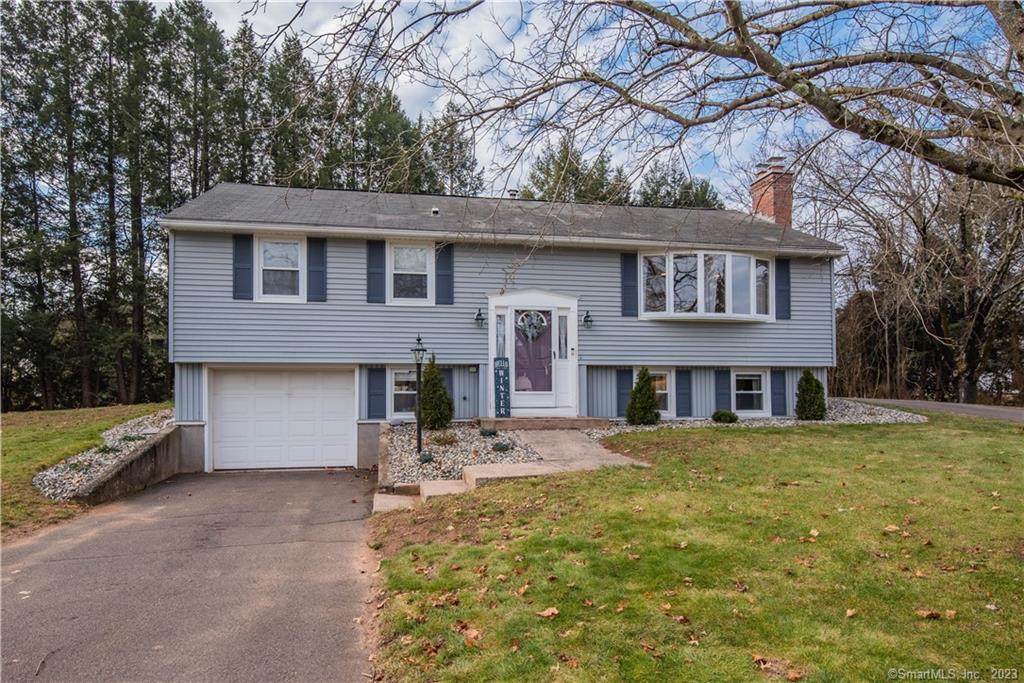 6 Stardust Drive - Photo 1