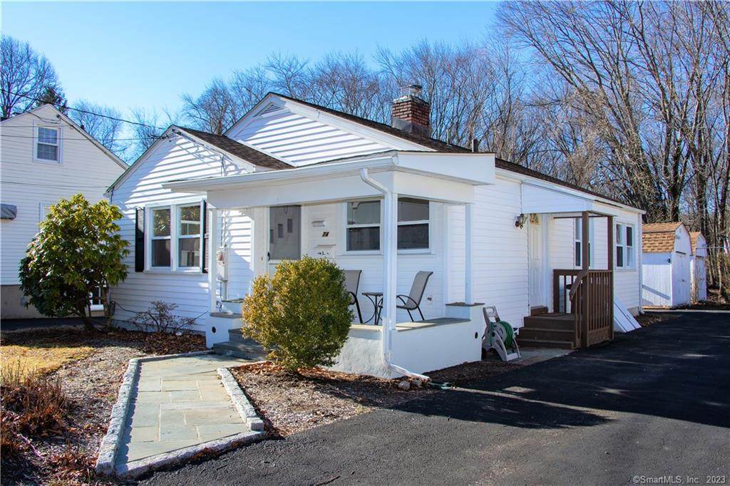 74 Ledge Lane - Photo 1