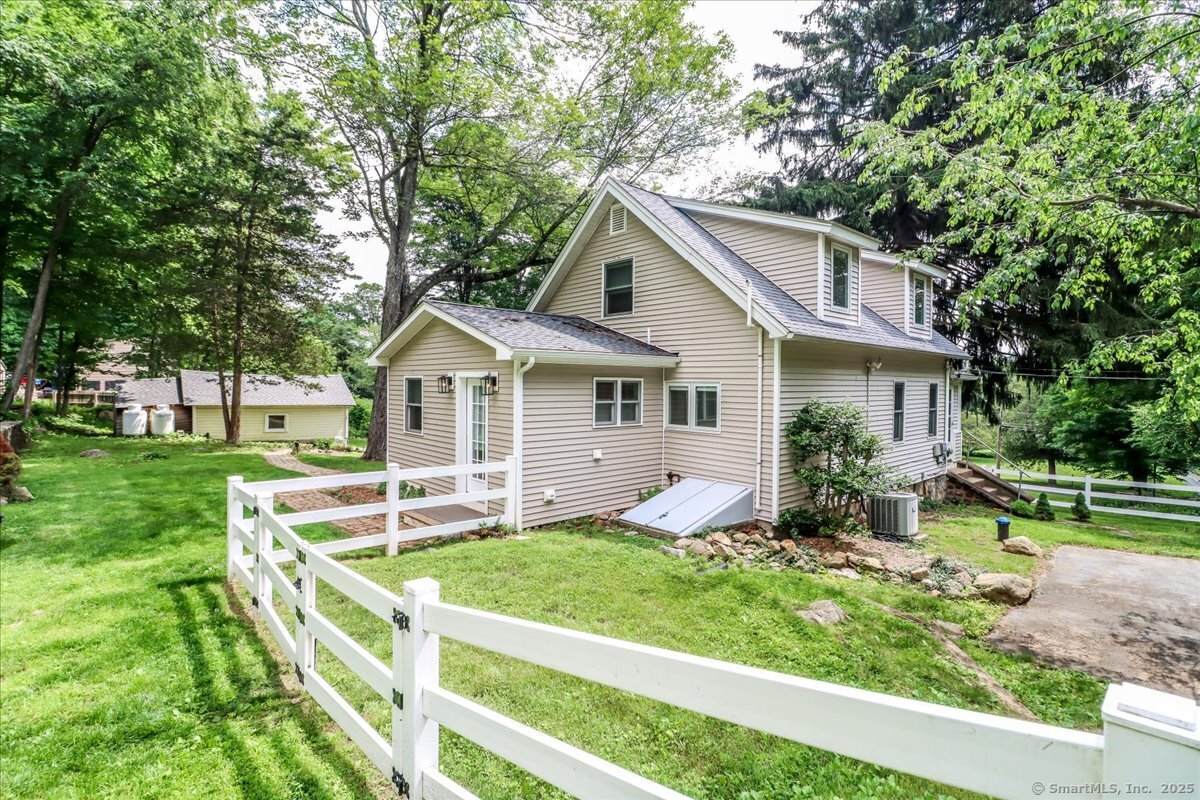 857 Marion Road - Photo 1