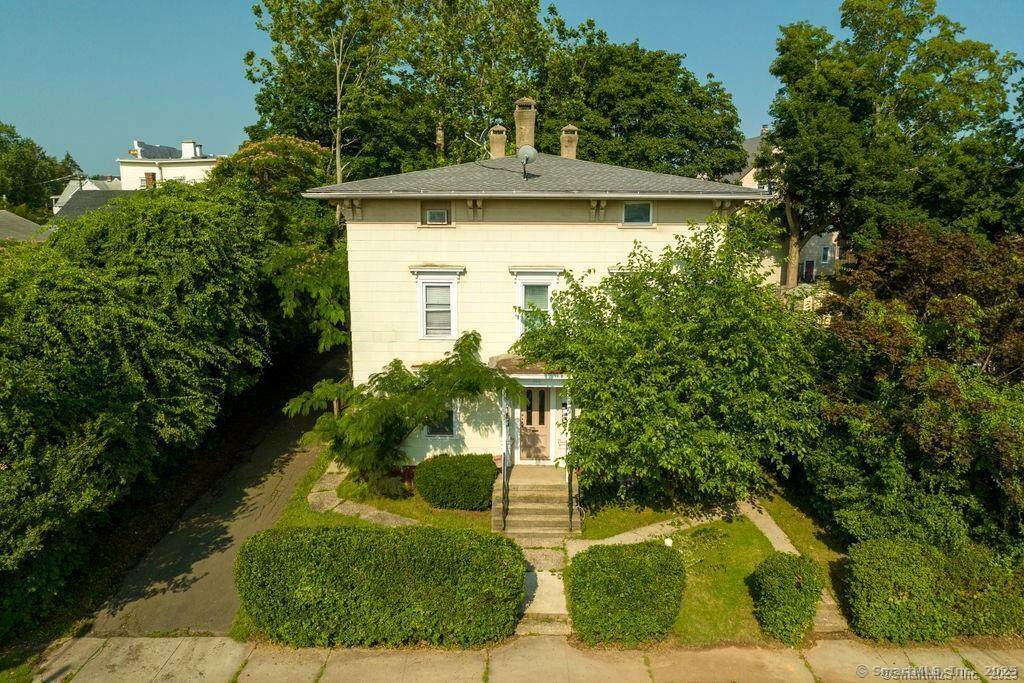 323 Maple Street - Photo 1