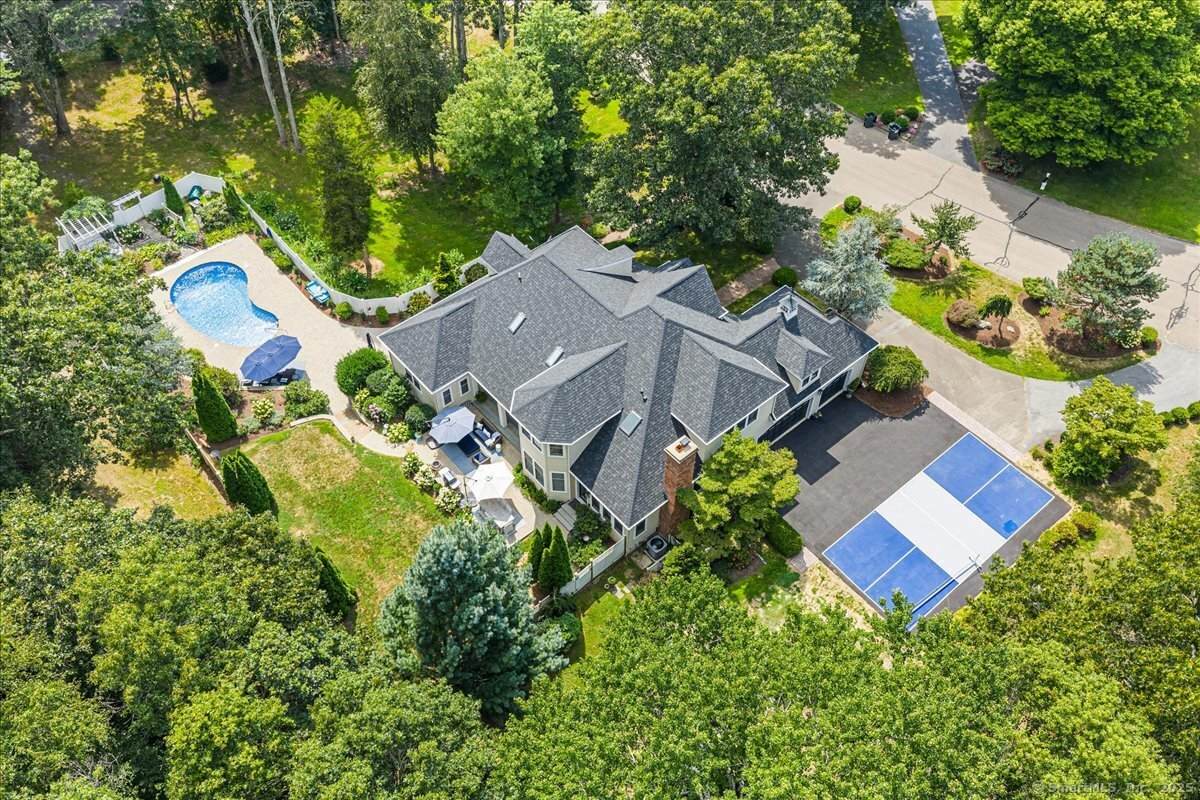 4 Laconia Drive - Photo 1