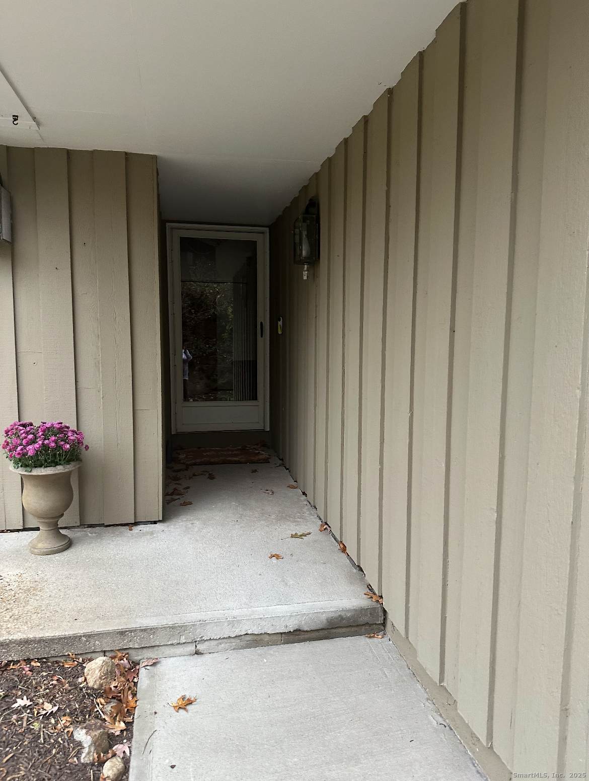 10 Ledgebrook Drive - Photo 1