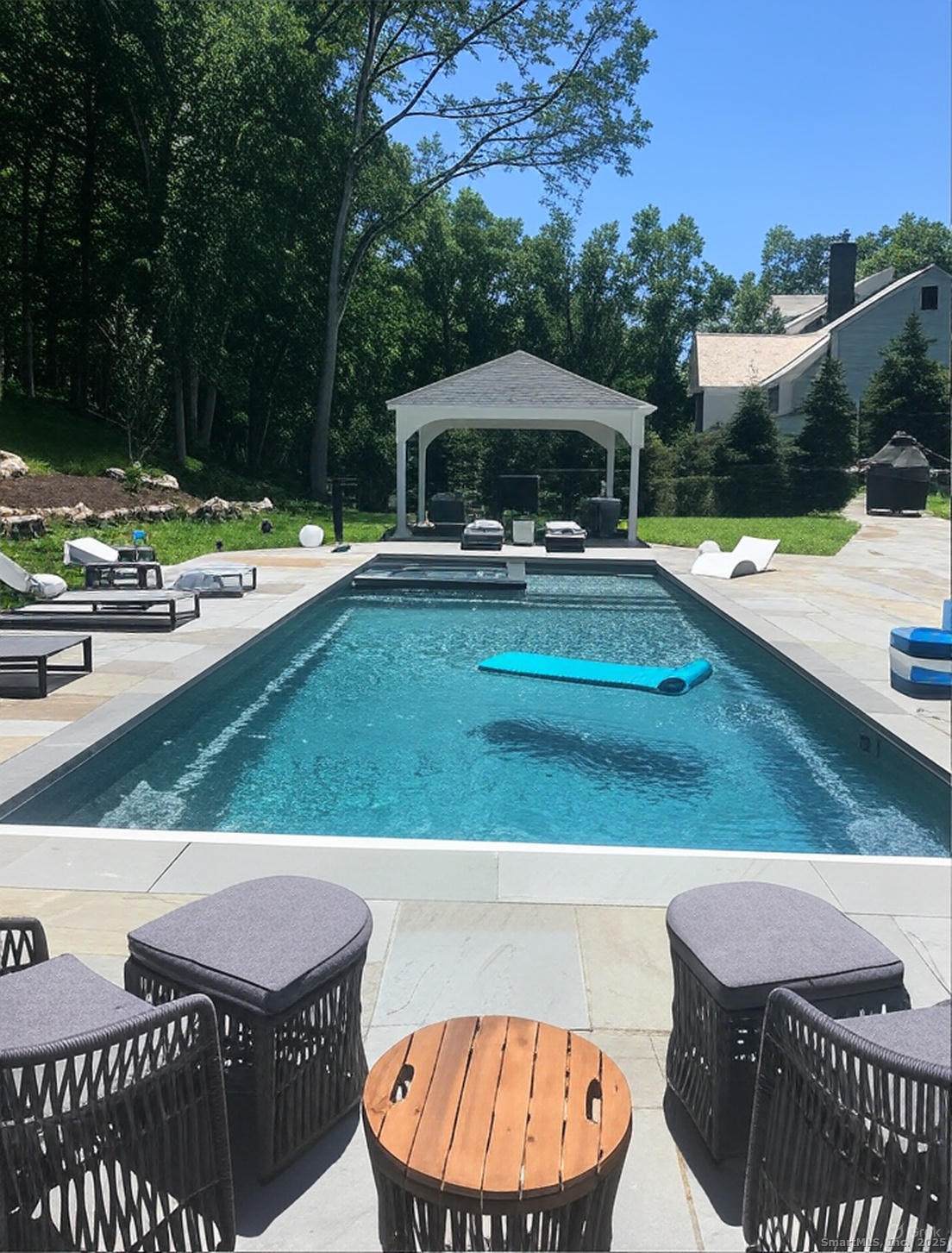 24 Warnock Drive - Photo 1