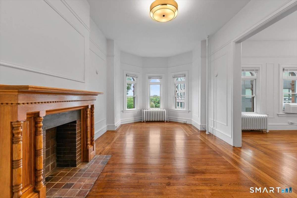 284 Orange Street - Photo 1