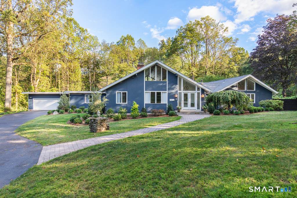 5 Mohawk Lane - Photo 1