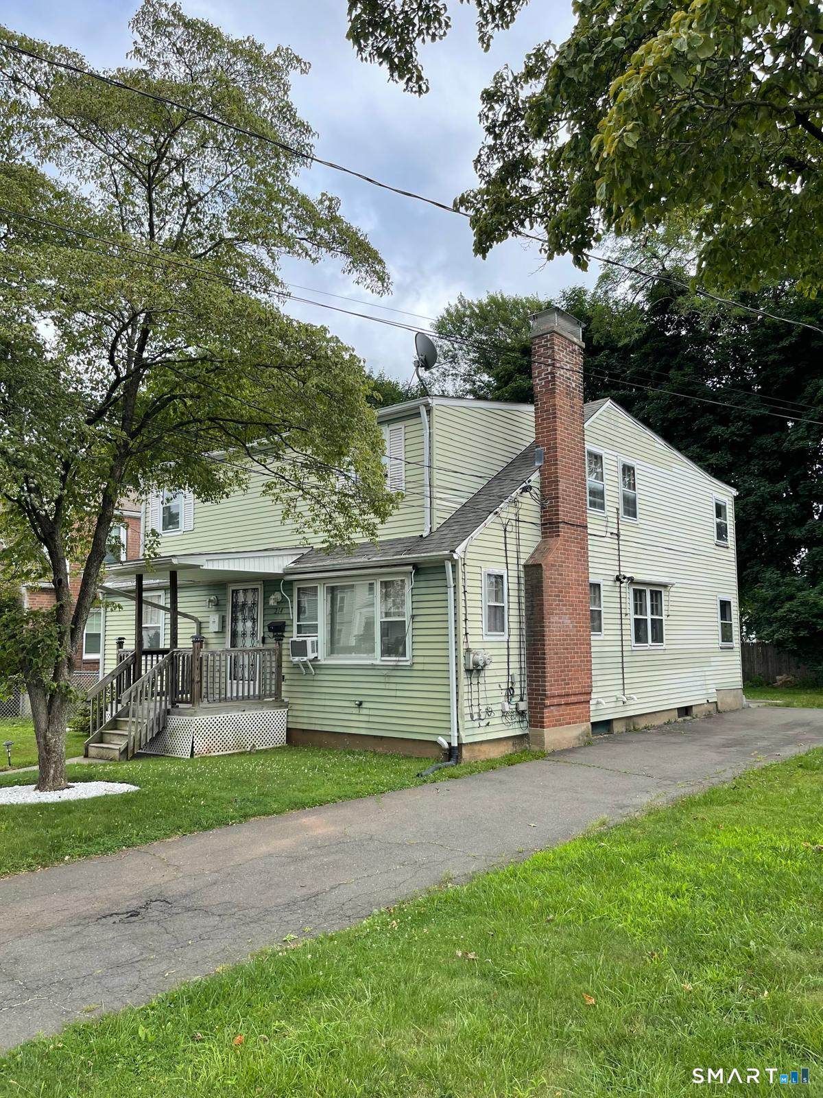 214 Columbia Street - Photo 1
