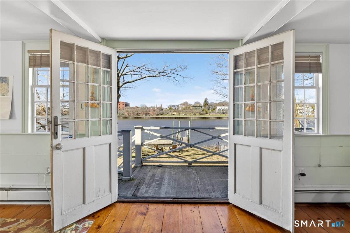 490 Quinnipiac Avenue - Photo 1