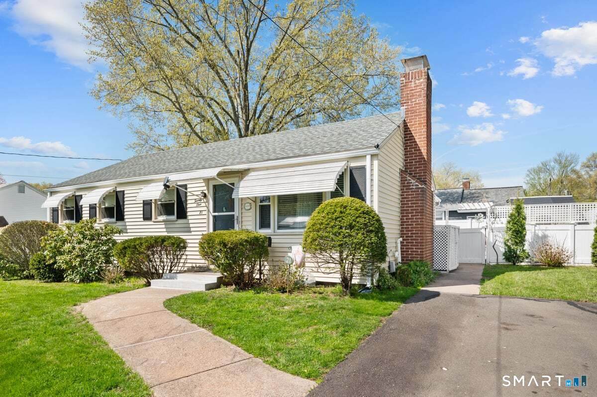 21 Brookside Circle - Photo 1