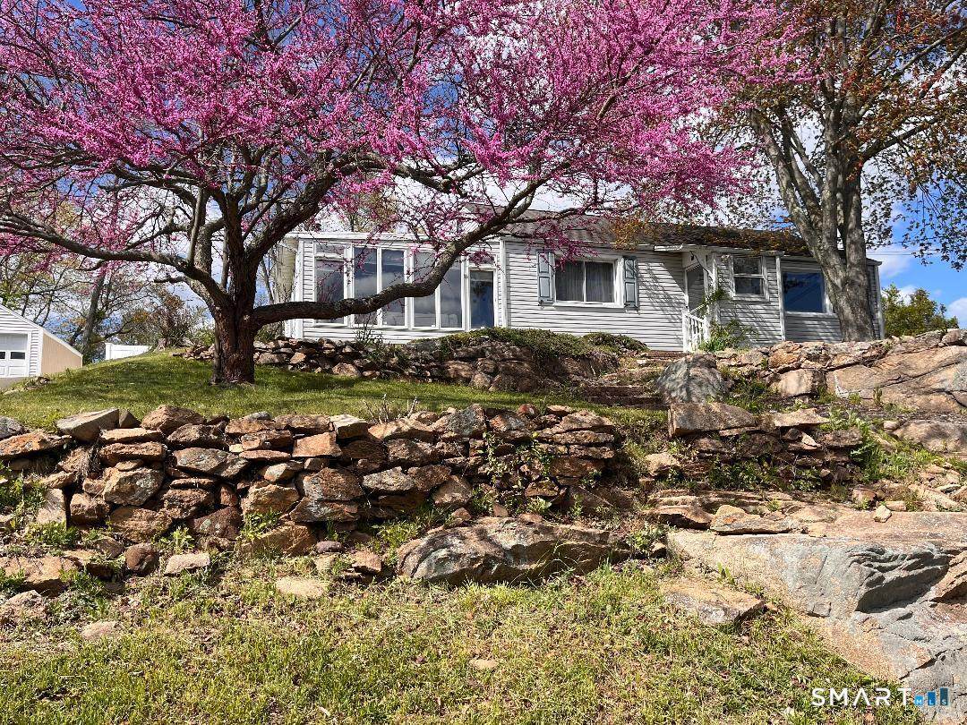 37 Hartman Avenue - Photo 1