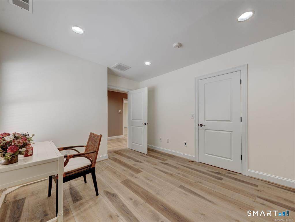 225 Oakland Road - Photo 1