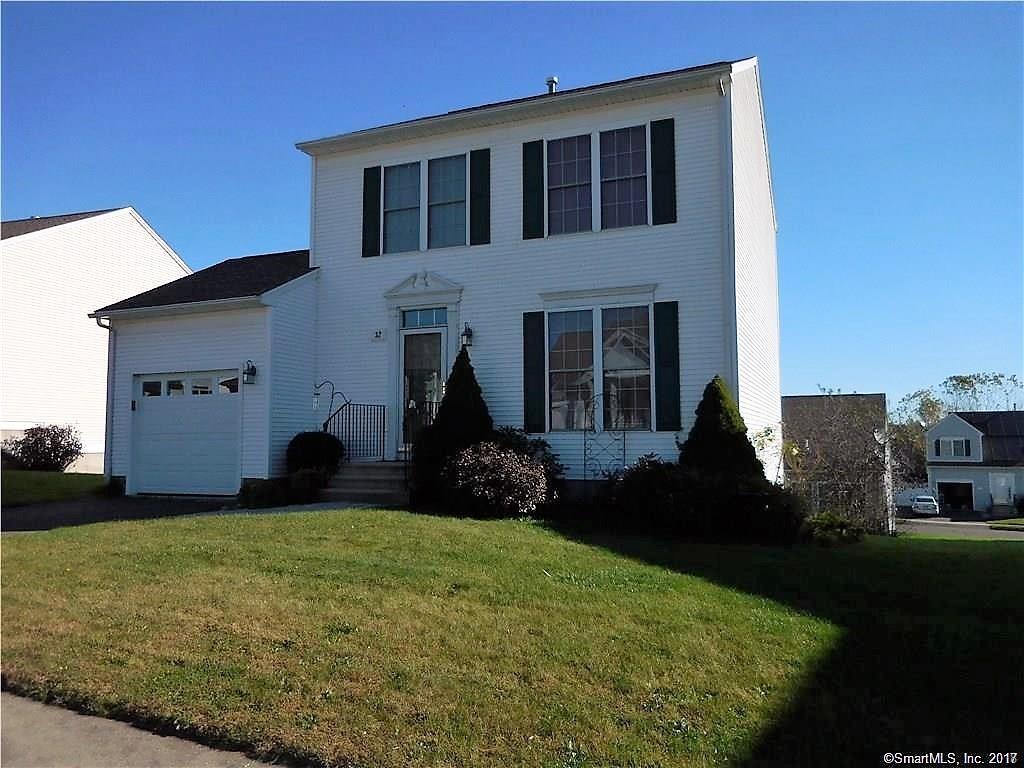 32 Heather Lane - Photo 1