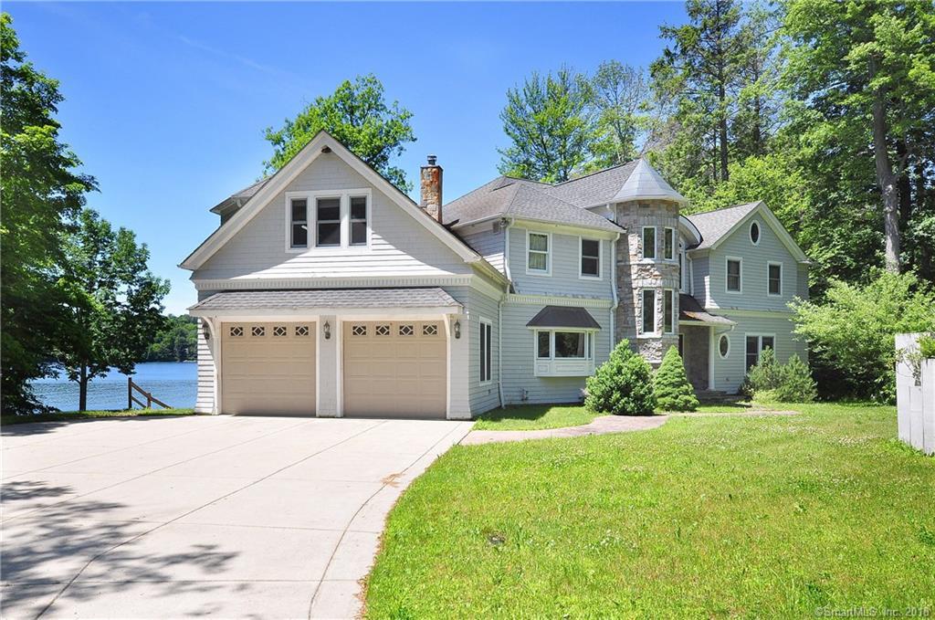 102 Hyerdale Drive - Photo 1