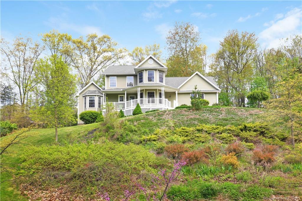 40 Lakeview Avenue - Photo 1