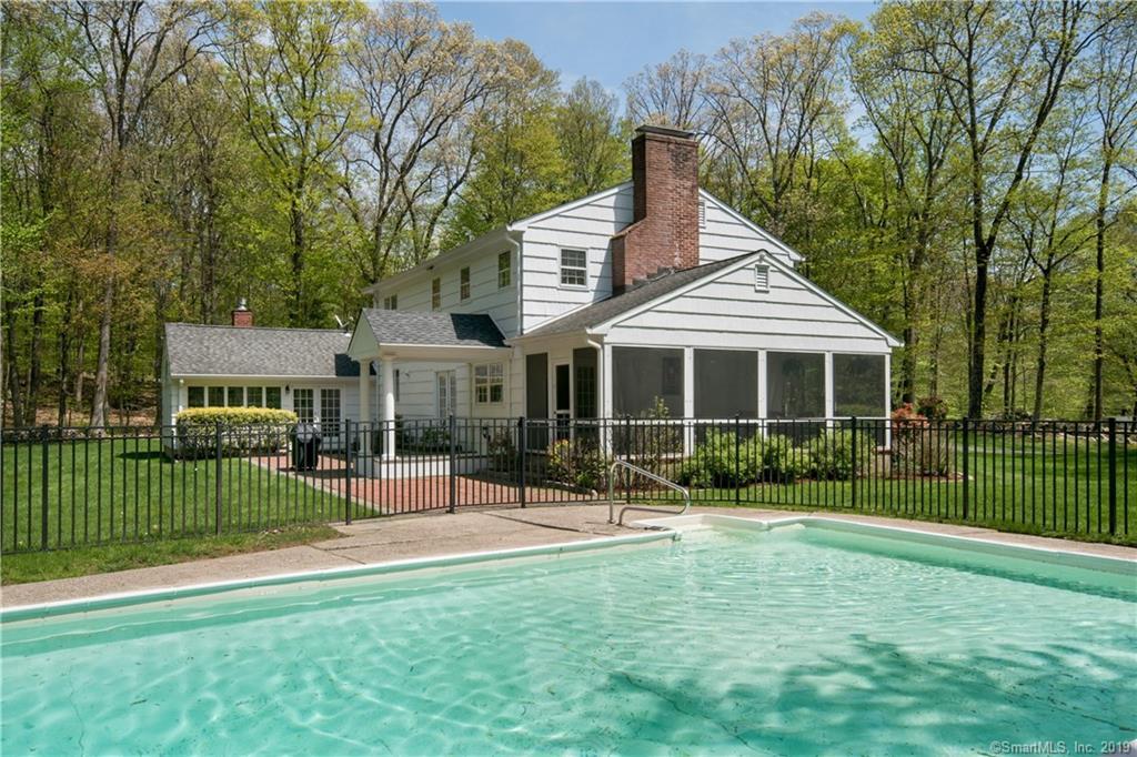 128 Jonathan Road - Photo 1