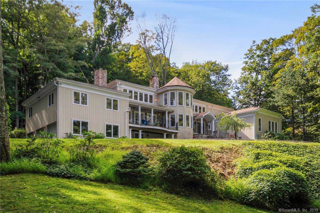 628 Valley Road - Photo 1