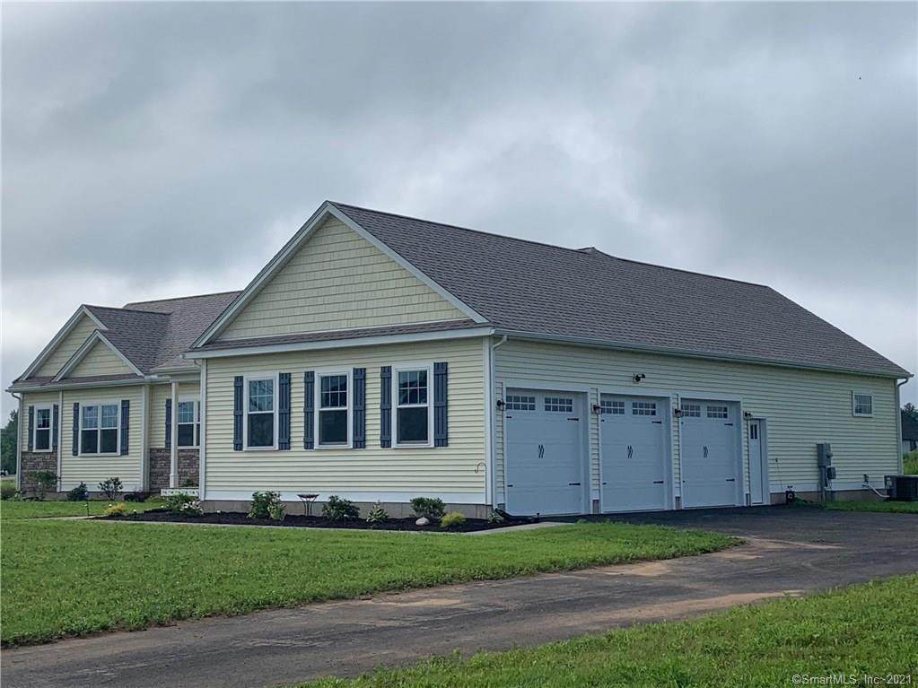 10 Kings Meadow Lane - Photo 1