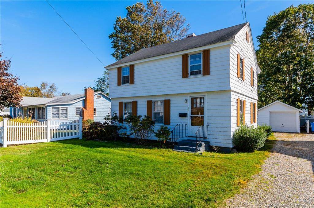 12 Seabreeze Road - Photo 1