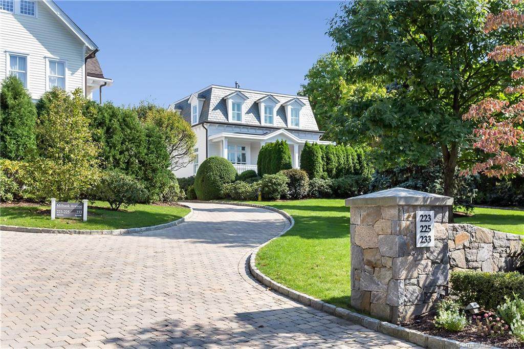 233 Milbank Avenue - Photo 1