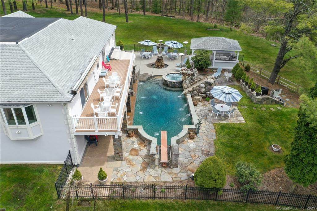 96 Dickinson Road - Photo 1