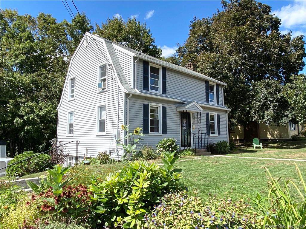 42 Oak Terrace - Photo 1