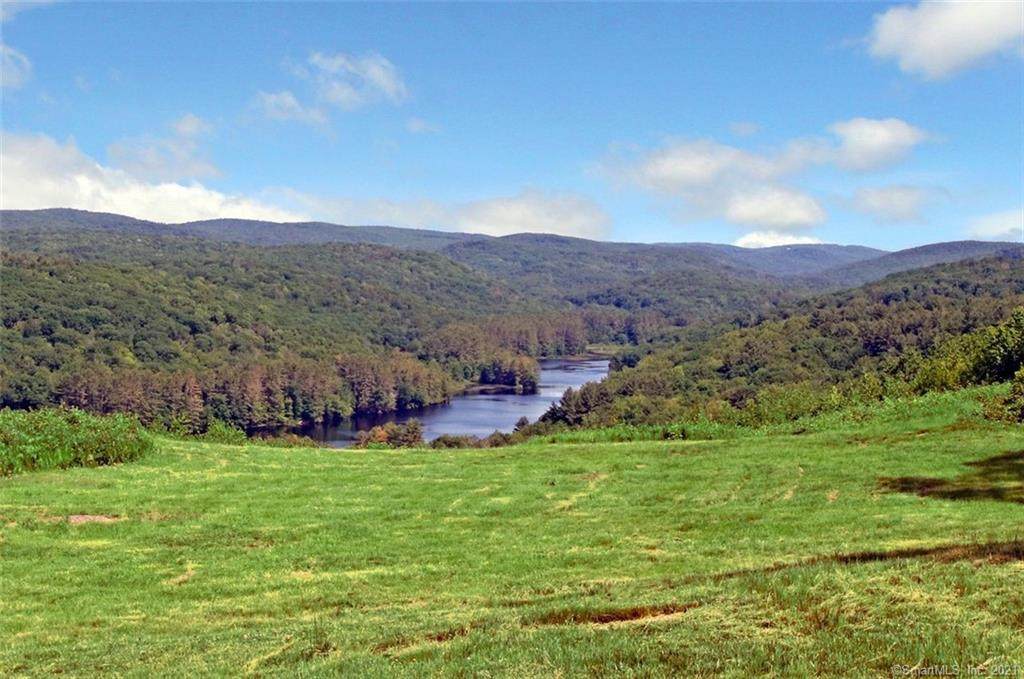 573 Mountain Road - Photo 1